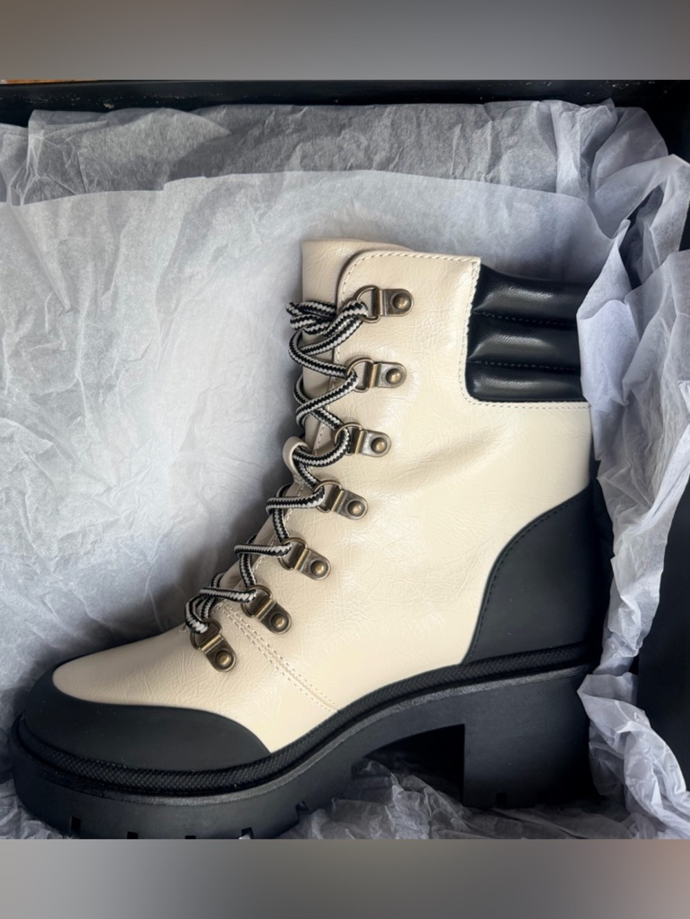 Michael Shannon Cream and Black Lace-Up Lug Sole Ankle Boot